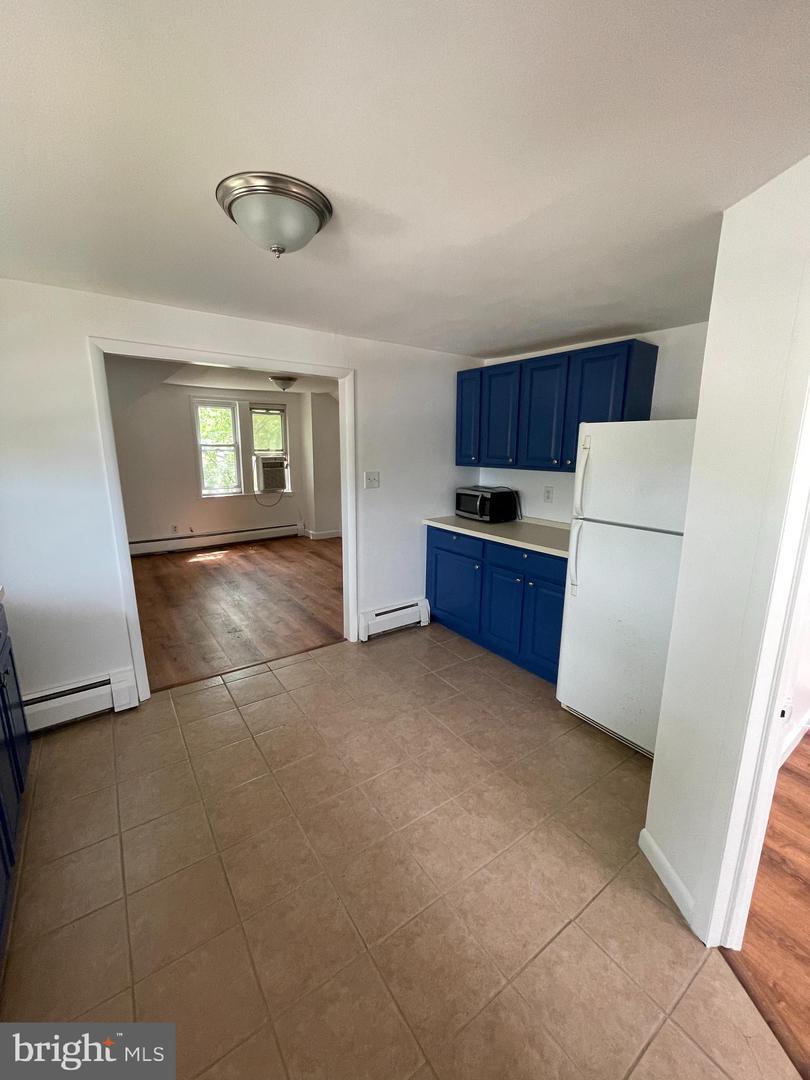 1300 W. Kings Highway, Apt 3