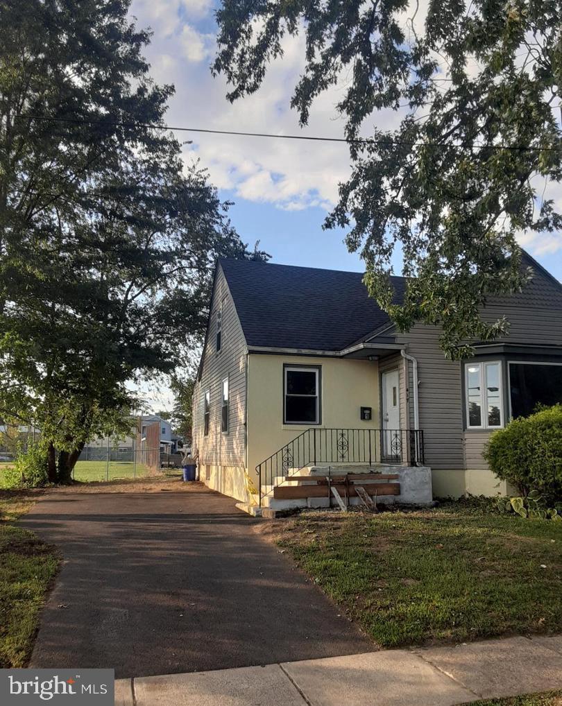Property thumbnail image
